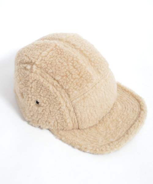 FLEXFIT（フレックスフィット）の「FLEXFIT BOA FLEECE  JOCKEY CAP（キャップ・レディース・ブラック/ベージュ・FREE）」の6枚目の写真