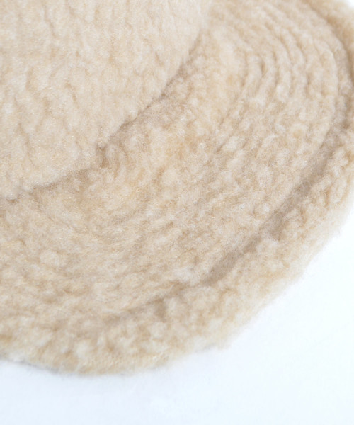 FLEXFIT（フレックスフィット）の「FLEXFIT BOA FLEECE  JOCKEY CAP（キャップ・レディース・ブラック/ベージュ・FREE）」の10枚目の写真