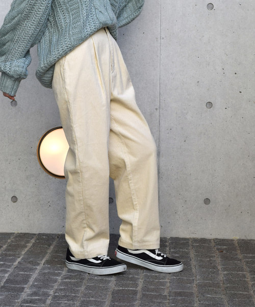 w closet(ダブルクローゼット)の「タック入りペグトップフルレングスパンツ_(その他パンツ・レディース・アイボリー/モカ/ラベンダー・FREE)」の9枚目の写真