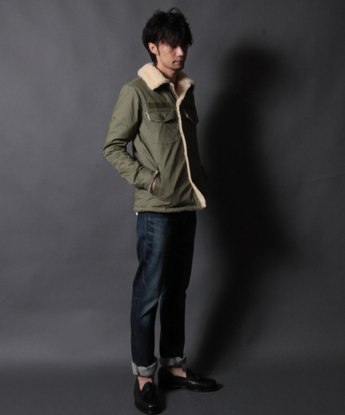 AMERICAN RAG CIE（アメリカンラグシー）の「AMERICAN RAG CIE&Magine COMMONWARE ミリタリーボアジャケット 113-AMG-1344-603AMG∴（ミリタリージャケット・メンズ・ブラック/オリーブ・44/46）」の11枚目の写真