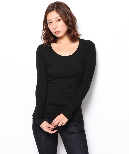 PLST(プラステ)の「クルーネックジャージー長袖カットソー(Tシャツ/カットソー・レディース・ホワイト/ブラック/ヘザーグレー/ネイビー・2)」の3枚目の写真