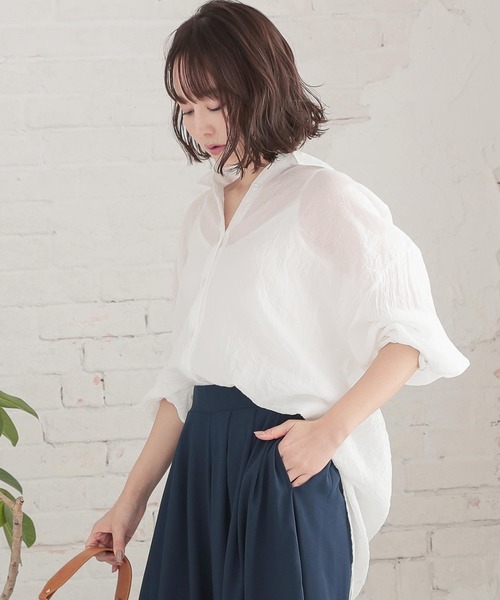 KOBE LETTUCE（コウベレタス）の「通気性バツグンで真夏も快適！選べる2タイプ シアーガーゼリラックスシャツ（シャツ/ブラウス・レディース・ベージュ/オレンジ/グレイッシュベージュ/オフホワイト/ブラック/グレー/ピンク/ブルー/ネイビー/ライトグレー/ライトピンク/イエロー系1/ネイビー系1/ベージュ系/ベージュ系1/ライトグレー系/ピンク系/ライトグレー系1/ホワイト系/イエロー系/ホワイト系1/ネイビー系/ピンク系1/ブラック系1/ブラック系/ミント/チャコールグレー/ホワイト系2/イエロー系2/ベージュ系2/ブルー系/ブルー系1/グレー系/ホワイト系3/ホワイト系4/イエロー系3/グリーン/グリーン系・FREE/2/1/3）」の2枚目の写真