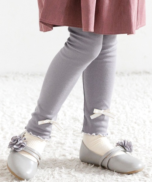 Bee des Bee（ビーデスビー）の「リボンレギンス（レギンス/スパッツ・キッズ・チャコールグレー/ブラック/ピンク/キャメル/ネイビー/ブルー/グレー/グレイッシュベージュ/パープル/ベージュ/グレー系/ダークブラウン/ピンク系その他/ホワイト/グレー系その他/パープル系/ライトグレー/ライトピンク・110cm/100cm/120cm/130cm/140cm/150cm）」の8枚目の写真