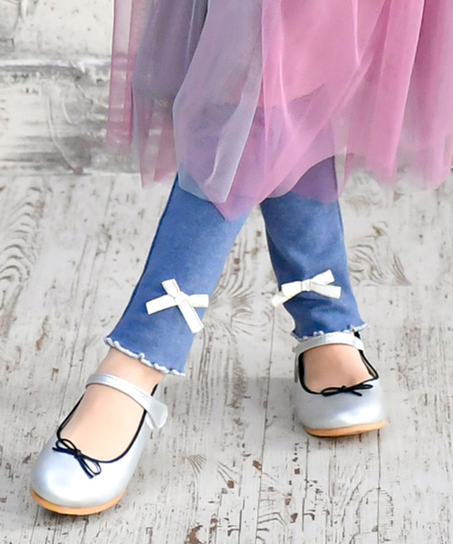 Bee des Bee（ビーデスビー）の「リボンレギンス（レギンス/スパッツ・キッズ・チャコールグレー/ブラック/ピンク/キャメル/ネイビー/ブルー/グレー/グレイッシュベージュ/パープル/ベージュ/グレー系/ダークブラウン/ピンク系その他/ホワイト/グレー系その他/パープル系/ライトグレー/ライトピンク・110cm/100cm/120cm/130cm/140cm/150cm）」の13枚目の写真