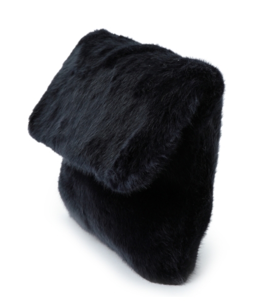 bpr BEAMS Women's(ビーピーアール ビームス)の「BEAMS / フェイクファー クラッチバッグ(クラッチバッグ・レディース・ベージュ/ネイビー・ONE SIZE)」の11枚目の写真