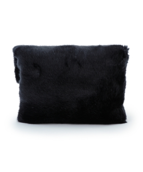 bpr BEAMS Women's(ビーピーアール ビームス)の「BEAMS / フェイクファー クラッチバッグ(クラッチバッグ・レディース・ベージュ/ネイビー・ONE SIZE)」の12枚目の写真