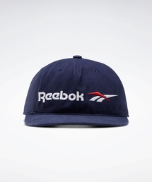 Reebok（リーボック）の「クラシックス ベクター フラット ピーク キャップ / Classics Vector Flat Peak Cap（キャップ）」