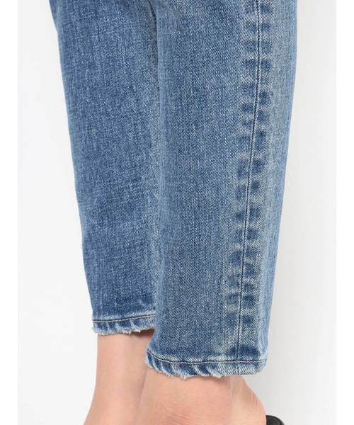GYDA（ジェイダ）の「Thigh highダメージペグトップデニムパンツ（デニムパンツ・レディース・ライトブルー/ブルー・SMALL/MEDIUM/X-SMALL）」の19枚目の写真