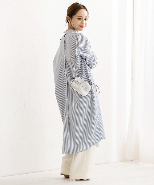 KOBE LETTUCE（コウベレタス）の「【WEARISTA田中亜希子さん×KOBE LETTUCEコラボ】ハイネックバックベルトシャツワンピース（シャツワンピース・レディース・ブラック/ベージュ/オフホワイト/ストライプ・FREE）」の4枚目の写真