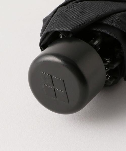 mont-bell（モンベル）の「＜mont-bell（モンベル）＞ SUNBLOCK UMBRELLA/サンブロックアンブレラ □□（折りたたみ傘・メンズ・シルバー・FREE）」の6枚目の写真