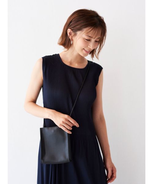 Now me. by NYLON JAPAN(ナウミーバイナイロンジャパン)の「【安田美沙子×LAGUNAMOON】プリーツワンピース(ワンピース・レディース・ネイビー/モカ・FREE)」の9枚目の写真