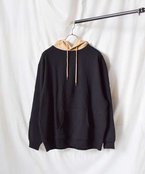 TRAP/U (トラップユー)の「《TRAP/U》フード配色裏毛プルパーカー(Tシャツ/カットソー・レディース・ブラック/オフホワイト/カーキ/ベージュ・MEDIUM/LARGE)」の3枚目の写真