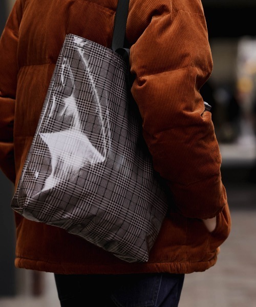 GLOBAL WORK（グローバルワーク）の「PVCコートトートバッグEC/921167（トートバッグ・メンズ・ブラック/ベージュ/グレー・FREE）」の3枚目の写真