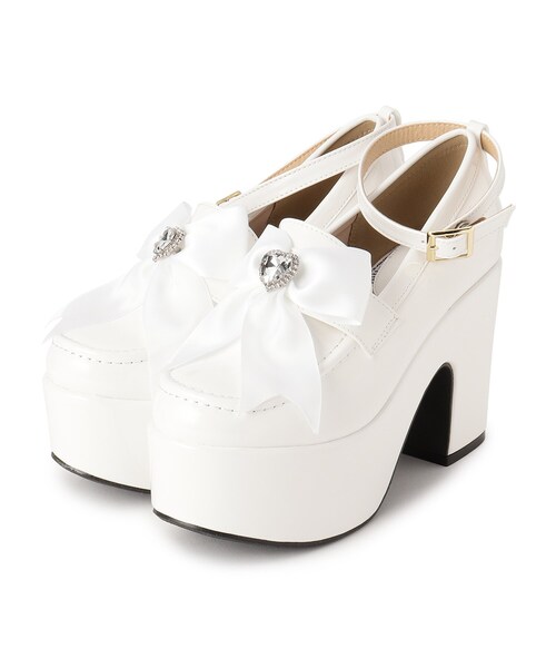 cs T&P（シーエスティーアンドピー）の「リボンチャーム付きパンプス（パンプス・レディース・ピンク系6/ブラック系1/ホワイト系2・S/LL/M/L）」の6枚目の写真