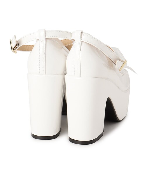 cs T&P（シーエスティーアンドピー）の「リボンチャーム付きパンプス（パンプス・レディース・ピンク系6/ブラック系1/ホワイト系2・S/LL/M/L）」の8枚目の写真