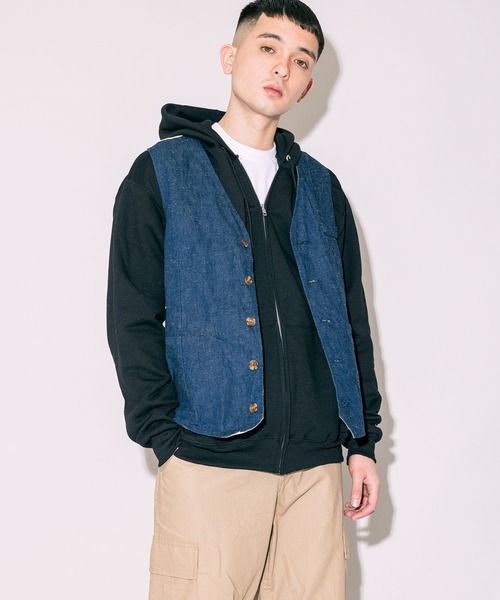 CAL O LINE（キャルオーライン）の「CAL O LINE/キャルオーライン DENIM VEST デニムベスト（ベスト・メンズ・ブルー・M/L/XL）」の11枚目の写真