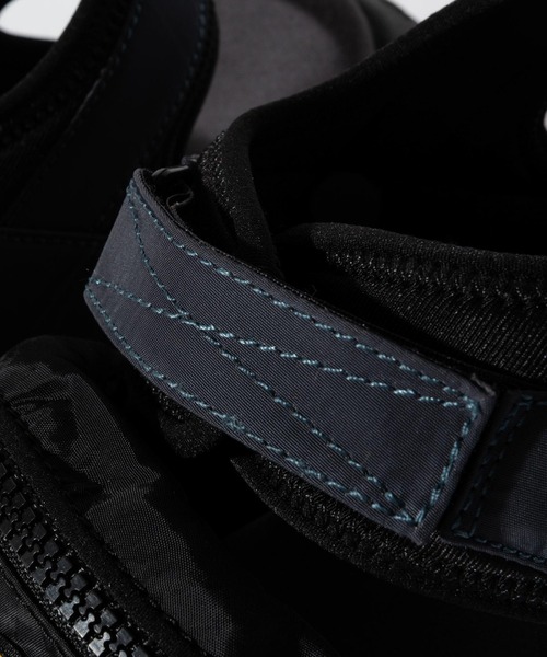 glamb（グラム）の「Vilma platform sandals / ヴィルマプラットフォームサンダル（サンダル・メンズ・ネイビー/オレンジ/ブラック・3/1/4/2）」の9枚目の写真