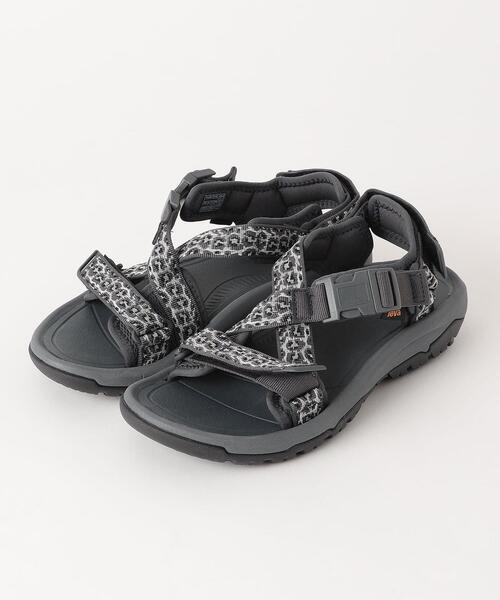 Teva テバ　レオパード サンダル　スポーツサンダル Tevaのフリマアイテム一覧