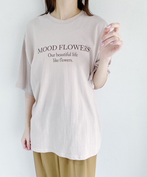 CLEA(クレア)の「bicolor logo tee(Tシャツ/カットソー・レディース・ブラウン/アイボリー/グレイッシュベージュ・FREE)」の3枚目の写真