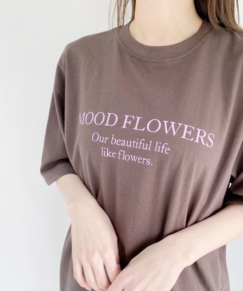 CLEA(クレア)の「bicolor logo tee(Tシャツ/カットソー・レディース・ブラウン/アイボリー/グレイッシュベージュ・FREE)」の10枚目の写真