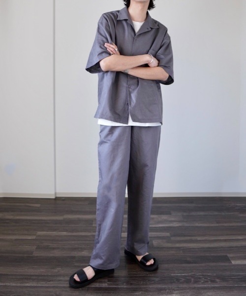 y/m by れぽすけ（イムバイレポスケ）の「3WAYリネンライクオープンカラーシャツ（シャツ/ブラウス・メンズ・チャコールグレー/ブラウン/アイボリー・MEDIUM/LARGE）」の7枚目の写真