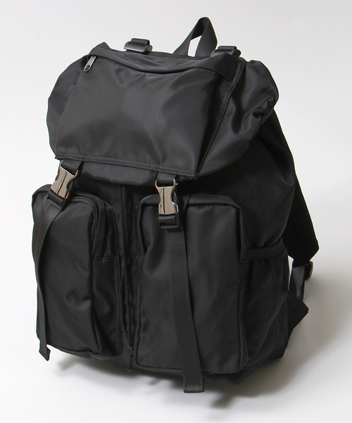 WEGO(ウィゴー)の「WEGO/ダブルポケットフラップリュック(バックパック/リュック・メンズ・ブラック/ネイビー・FREE)」の4枚目の写真