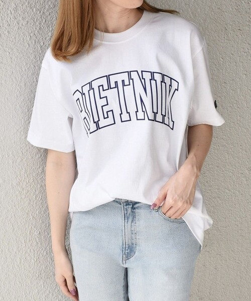 SHIPS any（シップス エニィ）の「SHIPS any: カレッジ プリント 半袖 ユニセックス Tシャツ◇（Tシャツ/カットソー・メンズ・ネイビー/ホワイト系その他3/グリーン/ホワイト系その他4/ナチュラル/ホワイト系その他/ホワイト系その他2/ブラック・SMALL/MEDIUM/LARGE/X-LARGE）」の2枚目の写真