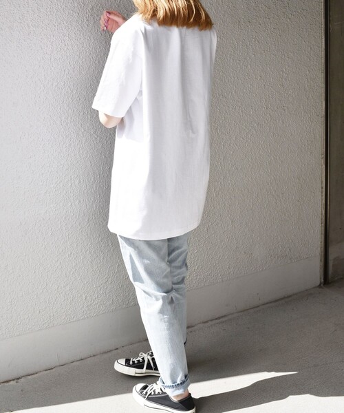 SHIPS any（シップス エニィ）の「SHIPS any: カレッジ プリント 半袖 ユニセックス Tシャツ◇（Tシャツ/カットソー・メンズ・ネイビー/ホワイト系その他3/グリーン/ホワイト系その他4/ナチュラル/ホワイト系その他/ホワイト系その他2/ブラック・SMALL/MEDIUM/LARGE/X-LARGE）」の20枚目の写真