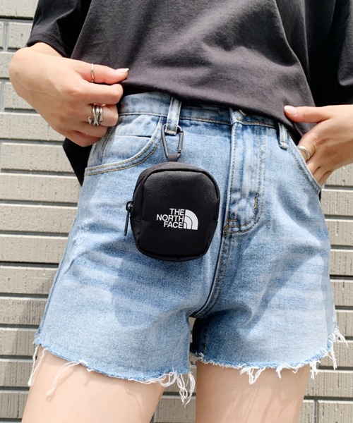 THE NORTH FACE（ザノースフェイス）の「【THE NORTH FACE】 ザ・ノース・フェイス / MINI POUCH ミニ ポーチ（ポーチ・レディース・ブラック/マスタード/カーキ/アイボリー・FREE）」の19枚目の写真