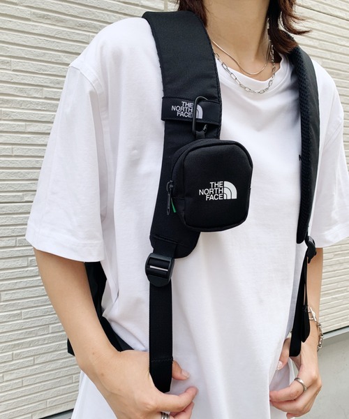 THE NORTH FACE（ザノースフェイス）の「【THE NORTH FACE】 ザ・ノース・フェイス / MINI POUCH ミニ ポーチ（ポーチ・レディース・ブラック/マスタード/カーキ/アイボリー・FREE）」の16枚目の写真