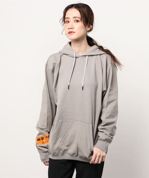 bal（バル）の「【2021秋冬】CONTRAST STITCH HOODED SWEAT SHIRT（パーカー・レディース・グレイッシュベージュ/チャコール・LARGE/X-LARGE/MEDIUM）」の6枚目の写真