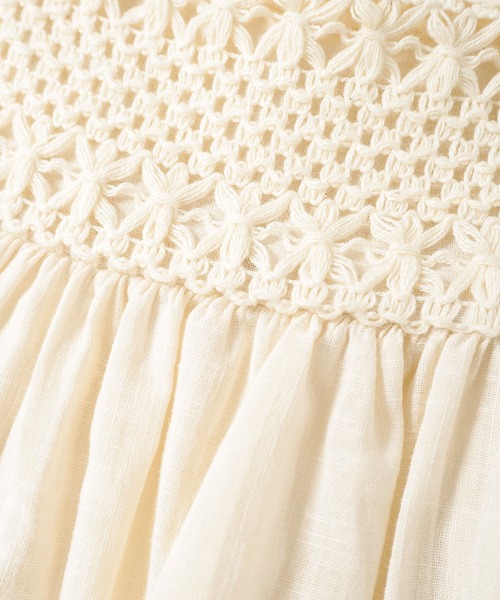 Crisp yours（クリスプユアーズ）の「【WEB限定】スクエアレースパフブラウス（シャツ/ブラウス・レディース・ホワイト/アイボリー・FREE）」の14枚目の写真