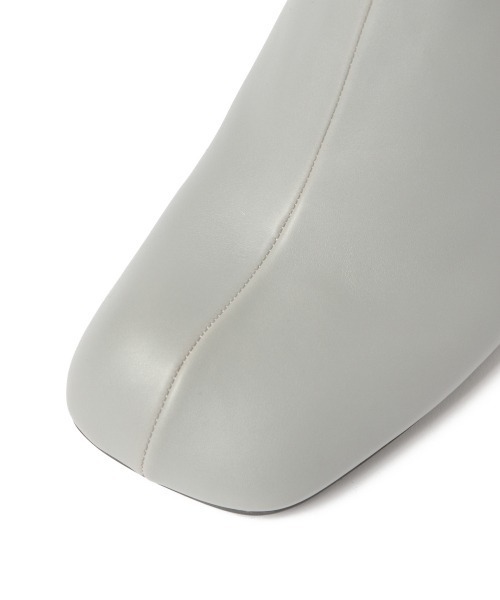 JEANASIS（ジーナシス）の「オブリークトゥストレッチブーツ/956535（ブーツ・レディース・ホワイト/ブラック/グレー・MEDIUM/LARGE）」の15枚目の写真