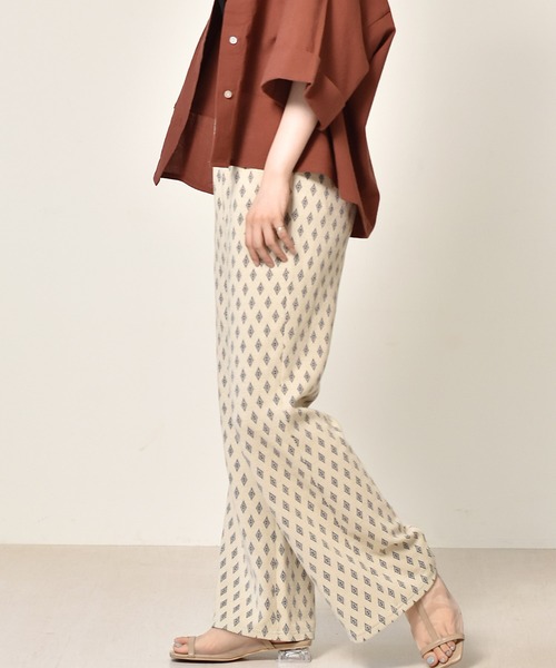 RETRO GIRL（レトロガール）の「ジャガード柄パンツ（その他パンツ・レディース・ブラック/ダークブラウン/ベージュ/アイボリー・FREE）」の15枚目の写真
