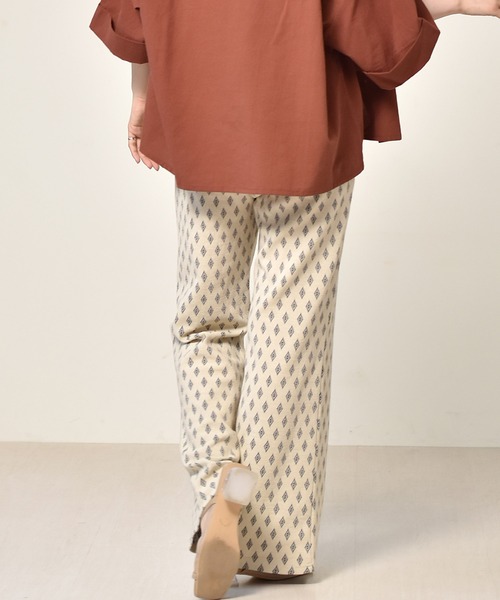 RETRO GIRL（レトロガール）の「ジャガード柄パンツ（その他パンツ・レディース・ブラック/ダークブラウン/ベージュ/アイボリー・FREE）」の16枚目の写真