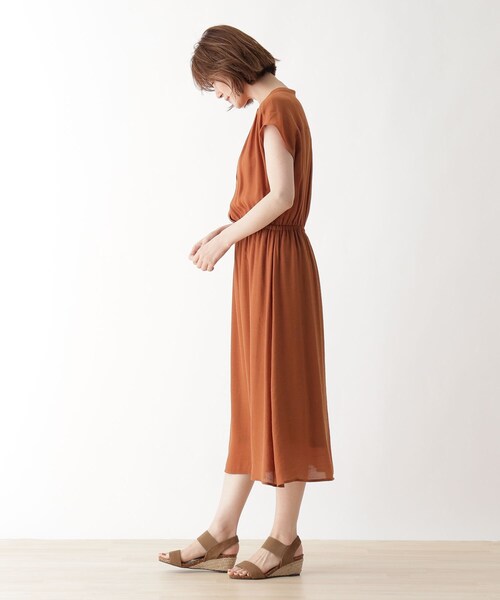 DRESKIP(ドレスキップ)の「◆バンドカラーフレアーワンピース(ワンピース・レディース・グレー系その他/カーキ/ダークオレンジ・02/03/04)」の11枚目の写真