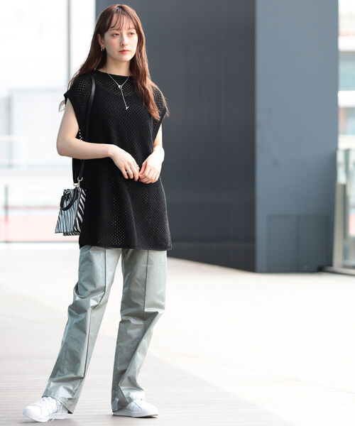 Ray BEAMS（レイビームス）の「Ray BEAMS / メッシュ バックリボン ベスト（ベスト・レディース・ライトブルー/ブラック・ONE SIZE）」の10枚目の写真