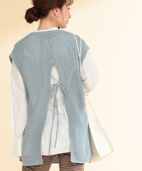 Ray BEAMS（レイビームス）の「Ray BEAMS / メッシュ バックリボン ベスト（ベスト・レディース・ライトブルー/ブラック・ONE SIZE）」の15枚目の写真