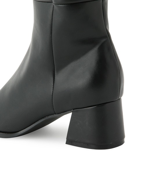 Juze（ジュゼ）の「スクエアトゥストレッチロングブーツ（ブーツ・レディース・ブラック/ホワイト系その他・L/M/S）」の20枚目の写真