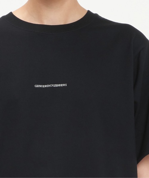 DRESSEDUNDRESSED（ドレスドアンドレスド）の「Invert Logo Text Embroidery T-Shirt（Tシャツ/カットソー・メンズ・ホワイト/ブラック・4/3/2）」の5枚目の写真