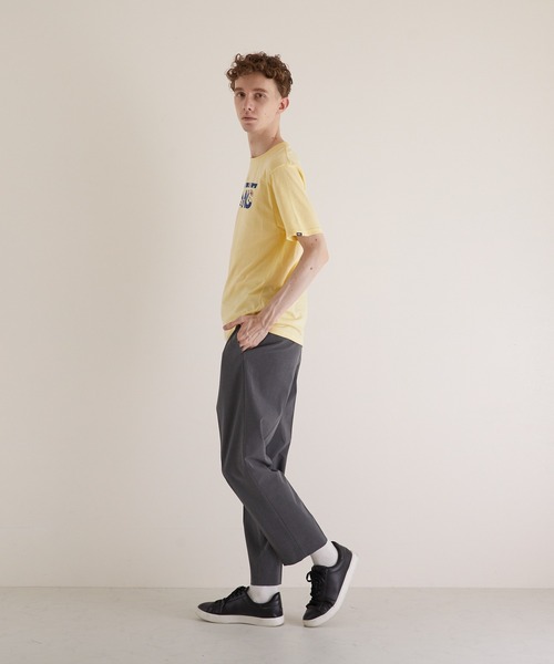 US VANS(ユーエスヴァンズ)の「【VANS】VANS CLASSIC LOGO FILL SS BOYS T 花柄ロゴ(Tシャツ/カットソー・メンズ・イエロー・MEDIUM/X-LARGE/LARGE)」の5枚目の写真