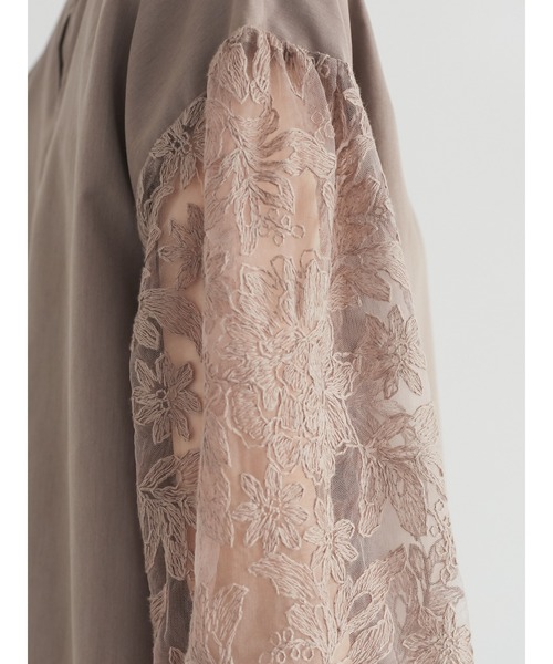 RAY CASSIN FAVORI（レイカズンフェバリ）の「・RAY CASSIN 刺繍レーススリーブブラウス＊（シャツ/ブラウス・レディース・アイボリー/モカ/ブラック・FREE）」の6枚目の写真
