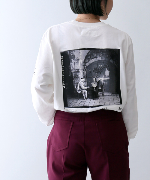 JOHN MASON SMITH（ジョンメイソンスミス）の「【JOHN MASON SMITH /ジョン メイソン スミス】フォトロングスリーブTシャツ（Tシャツ/カットソー・レディース・ブラック/ブラウン/グリーン・FREE）」の2枚目の写真