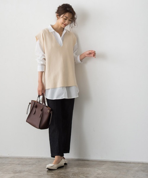 Pierrot（ピエロ）の「ミラノリブVネックニットベスト（ベスト・レディース・アイボリー/ブラック/ダークブラウン・M/L）」の14枚目の写真