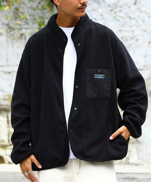 FREAK'S STORE(フリークスストア)の「WEB限定 ビッグシルエット フリース スナップカーディガン/フリースジャケット/フリースブルゾン(ブルゾン・メンズ・ブラック/グレー/ブラウン/オリーブ/ブルー・SMALL/MEDIUM/LARGE)」の2枚目の写真