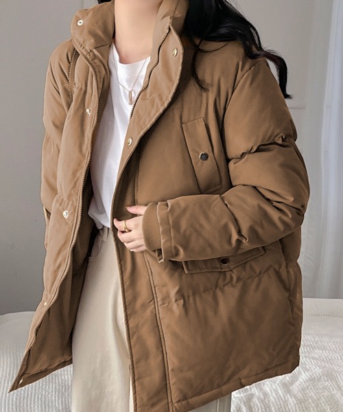 emi+（エミプラス）の「中綿ジャケットコート（ダウンジャケット/コート・レディース・ホワイト/ブラック/ライトブラウン/ダークブラウン/グレー/キャメル/ネイビー/カーキ/ベージュ/ブラウン・FREE）」の6枚目の写真