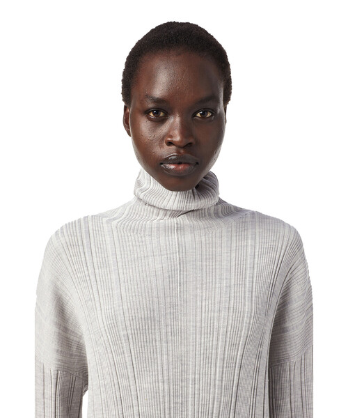 DIESEL（ディーゼル）の「レディース タートルネック ニット リブニット ドロップショルダー マキシ丈（ワンピース・レディース・グレー/パープル/グリーン・X-SMALL/MEDIUM/SMALL/LARGE）」の4枚目の写真