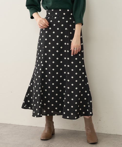 natural couture（ナチュラルクチュール）の「【WEB限定】osono長さ変えれるレトロドットスカート（スカート・レディース・ブラウン/ブラック・FREE）」の4枚目の写真