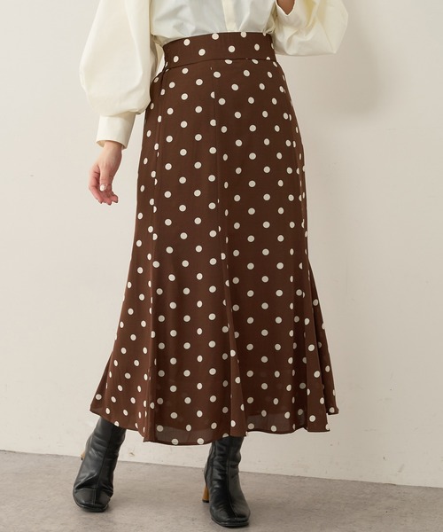 natural couture（ナチュラルクチュール）の「【WEB限定】osono長さ変えれるレトロドットスカート（スカート・レディース・ブラウン/ブラック・FREE）」の7枚目の写真