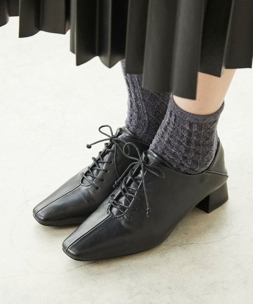 menue(メヌエ)の「スクエアトゥレースアップバブーシュ(ドレスシューズ・レディース・ブラック/ベージュ/アイボリー・LL/3L/S/M/L/XS)」の16枚目の写真